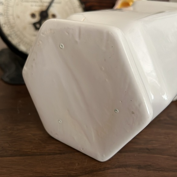 🌸Ceramic Vase - Picture 6 of 9